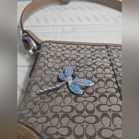 Coach Brown and Tan Shoulder Bag Strap Has Been Cut Shorter - Picture 12 of 13